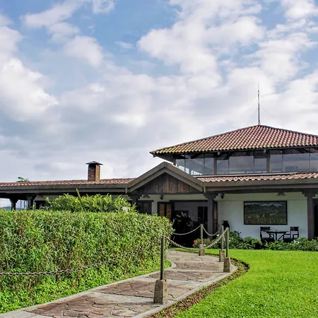 Villa Blanca Cloud Forest Hotel & Retreat-3